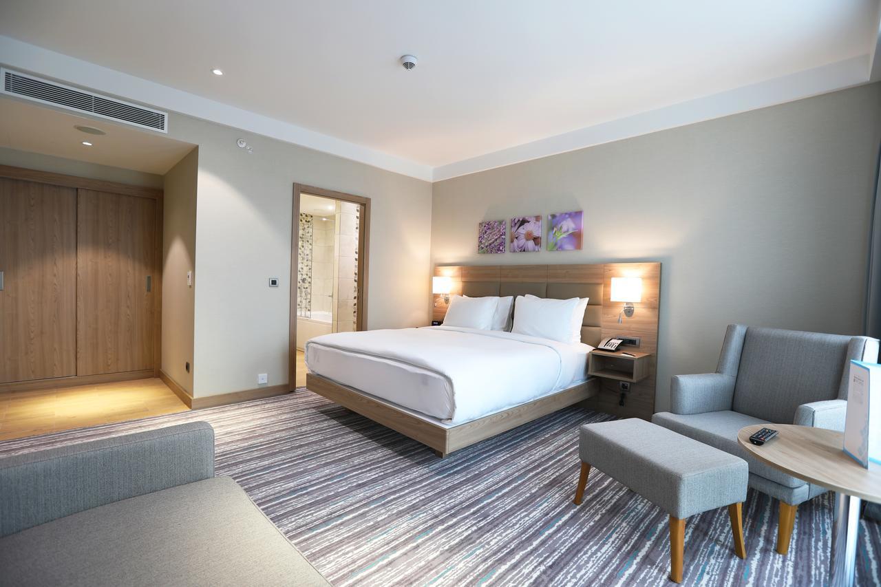 Hilton Garden Inn 阿德亚曼 外观 照片