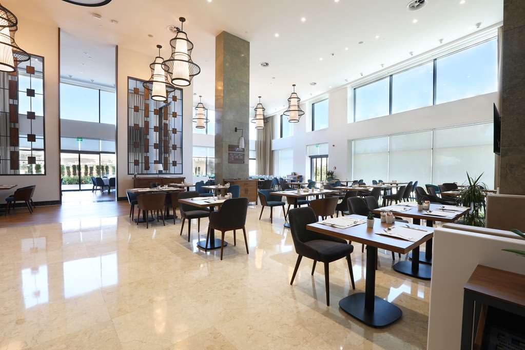 Hilton Garden Inn 阿德亚曼 餐厅 照片