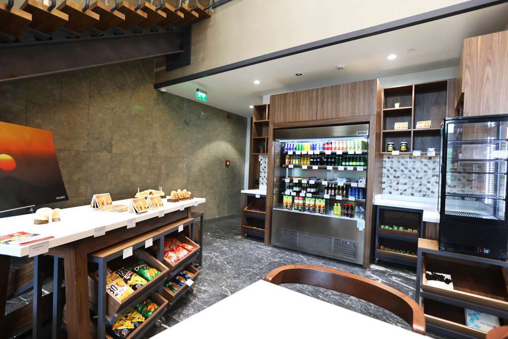 Hilton Garden Inn 阿德亚曼 餐厅 照片