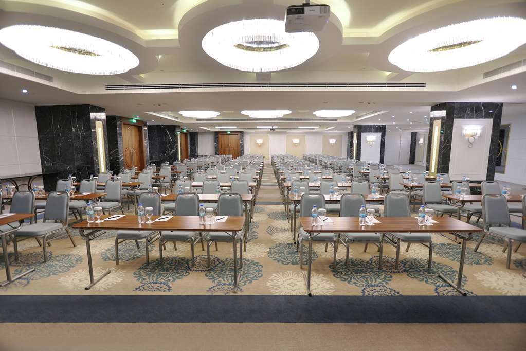 Hilton Garden Inn 阿德亚曼 设施 照片